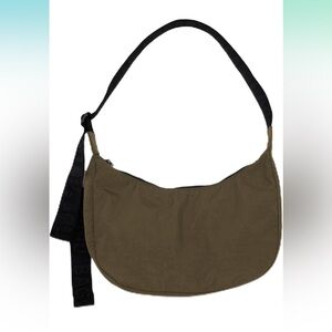 BAGGU Medium Nylon Crescent Bag